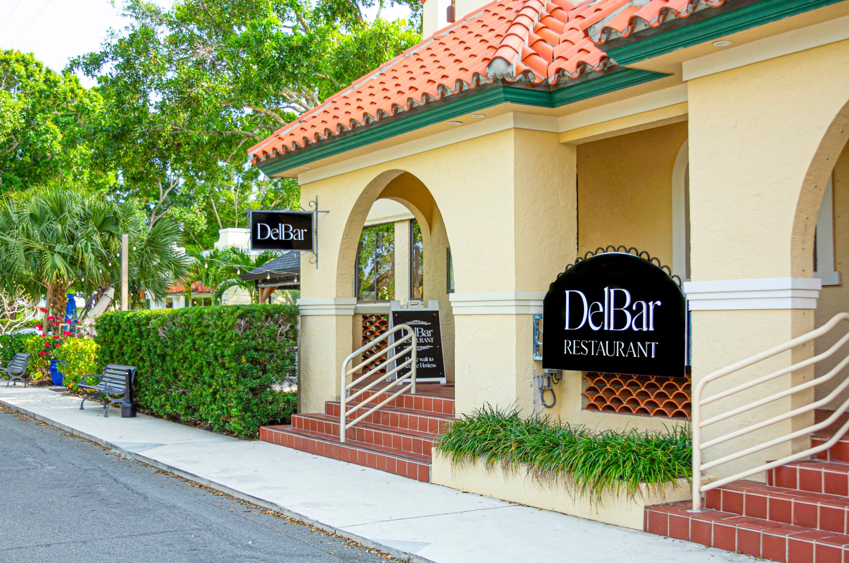 Delbar's Restaurant